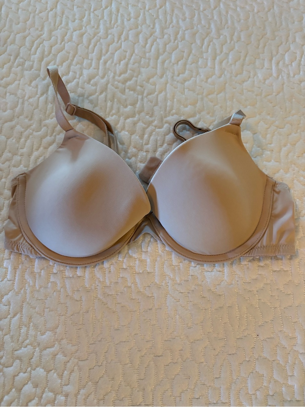 Auden Smooth Molded T-Shirt Bra - Beige